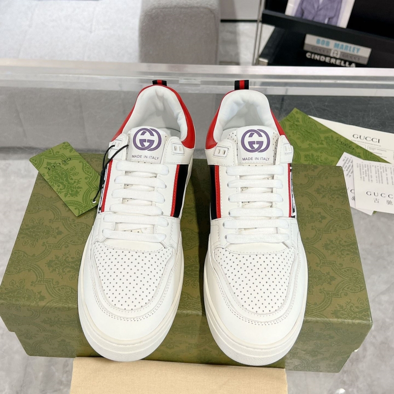 G*u*i casual shoes